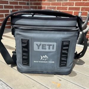 Yeti Gray flip 12 soft cooler